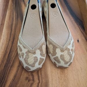Rothy's Tan and Brown Patterned Flats